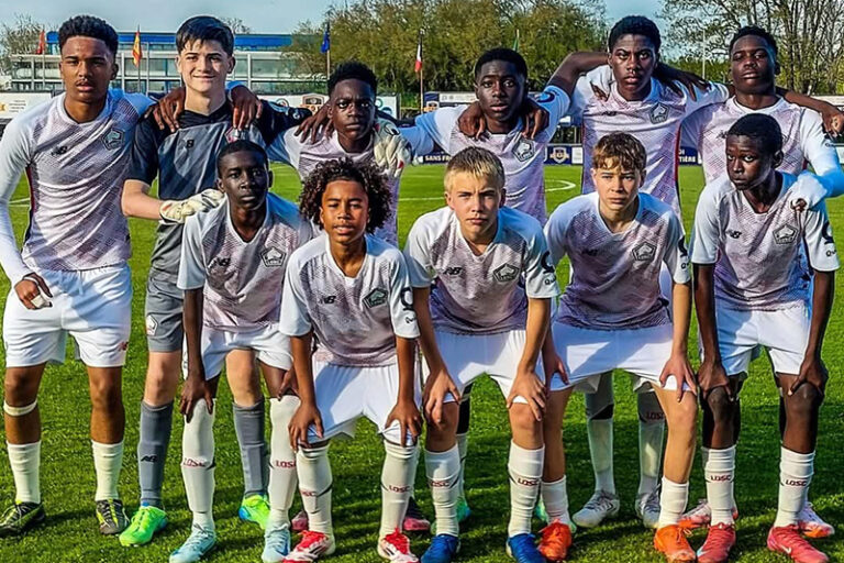 Les U14 troisièmes du tournoi de Sens